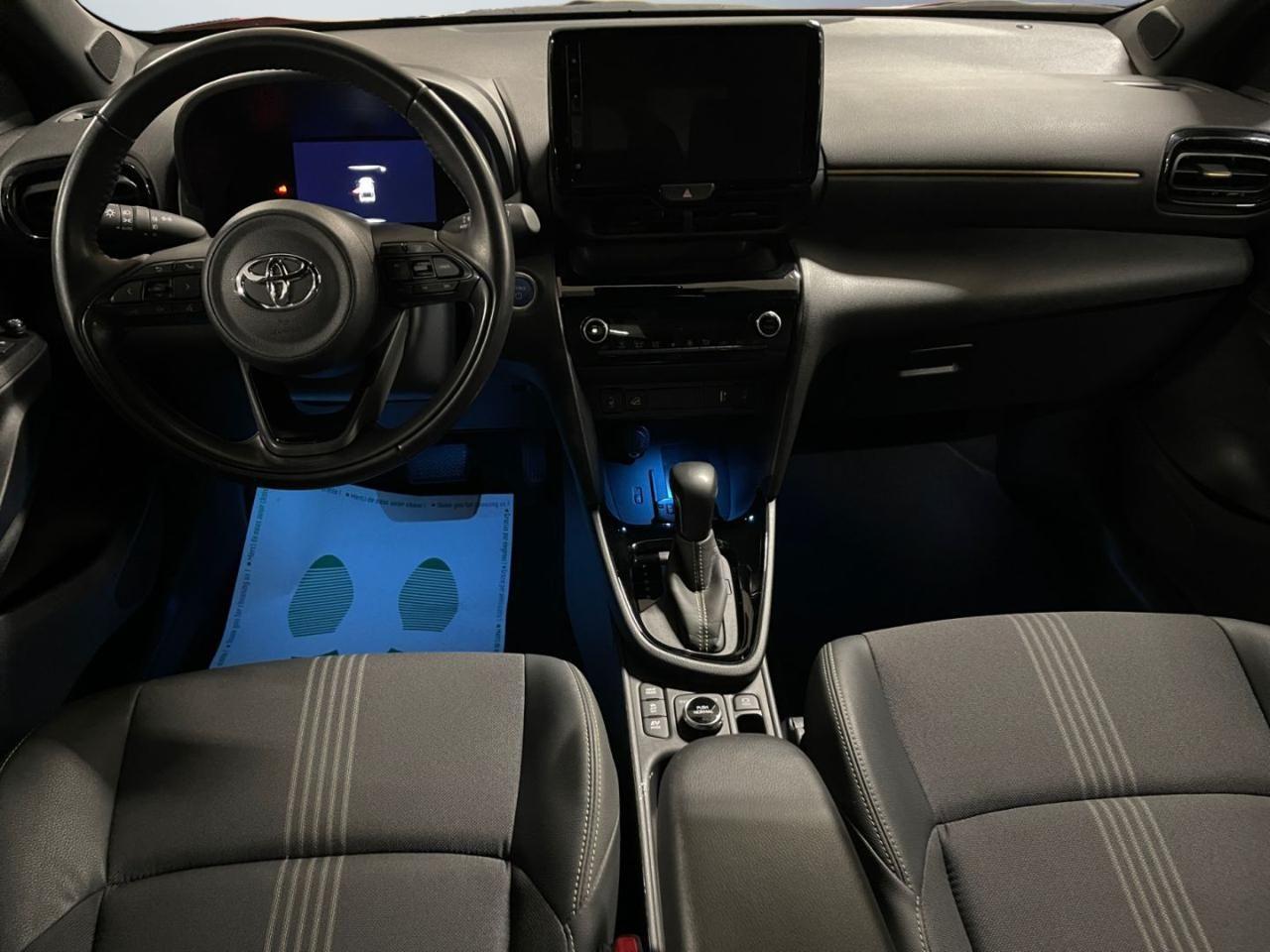 Toyota Yaris Cross 1.5 Hybrid 5p. E-CVT AWD-i Adventure