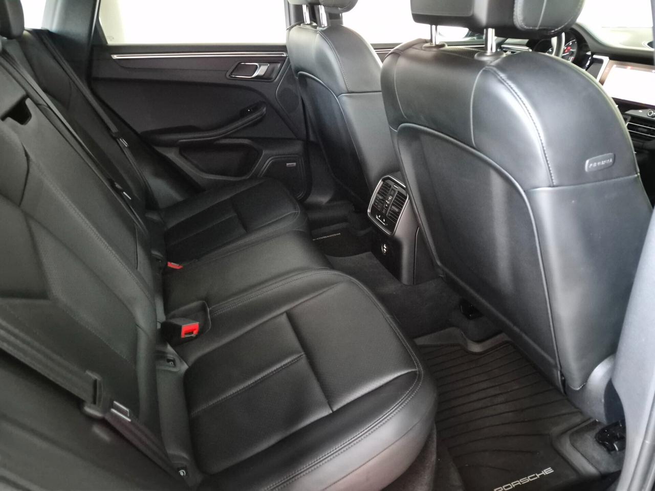 Porsche Macan 2.0 T 265CV PDK 5POSTI PELLE LED NAVI HIGH SOSP. ADATTIVE APPLE CAR PLAY SED. RISCALDABILI/VENTILATI 360° ACC C.20 BOSE