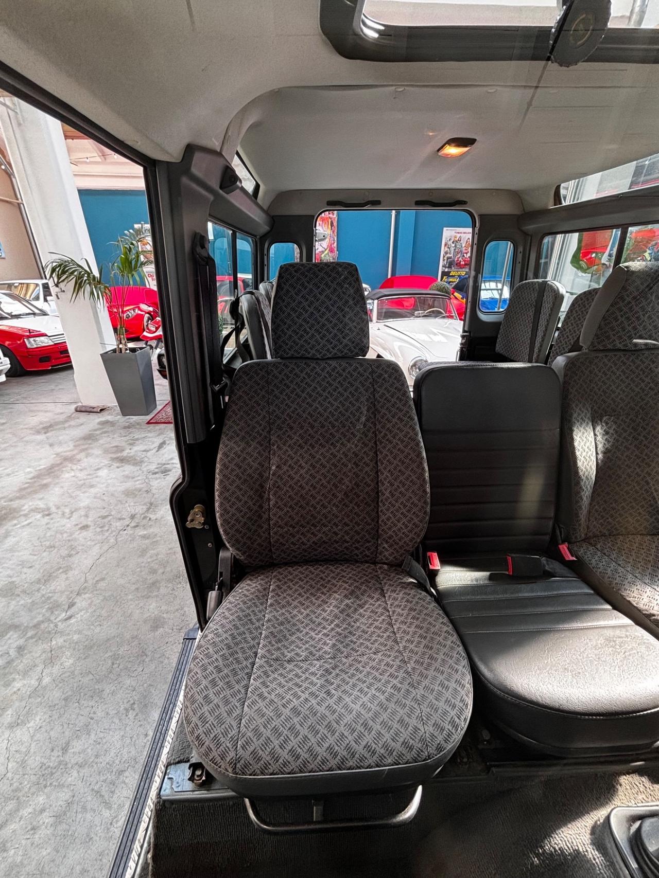 Land Rover Defender 90 2.5 Td5