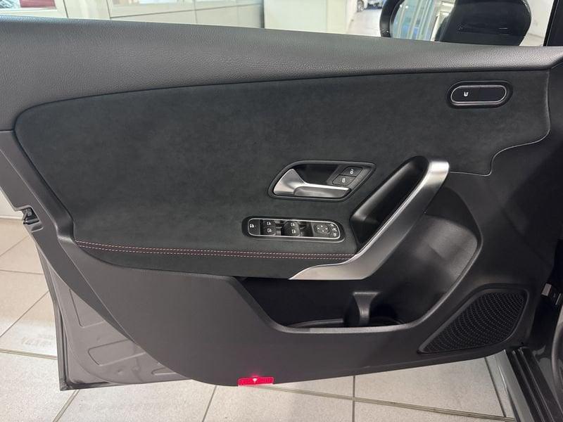 Mercedes-Benz Classe A A 180 d Automatic Premium