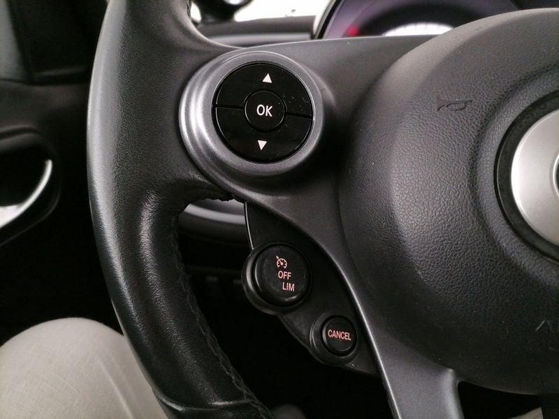 smart forfour eq enel x black
