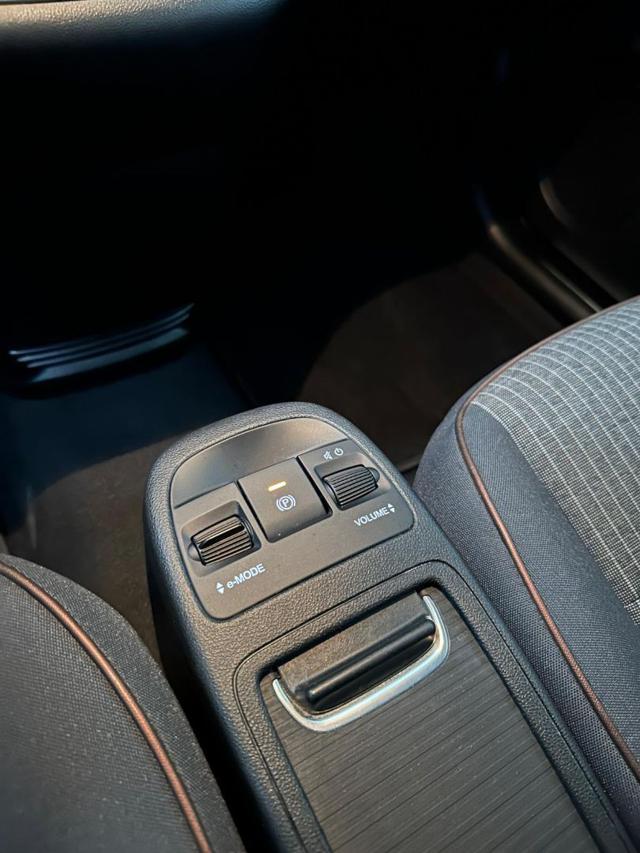 FIAT 500e Berlina 42 kWh Icon +