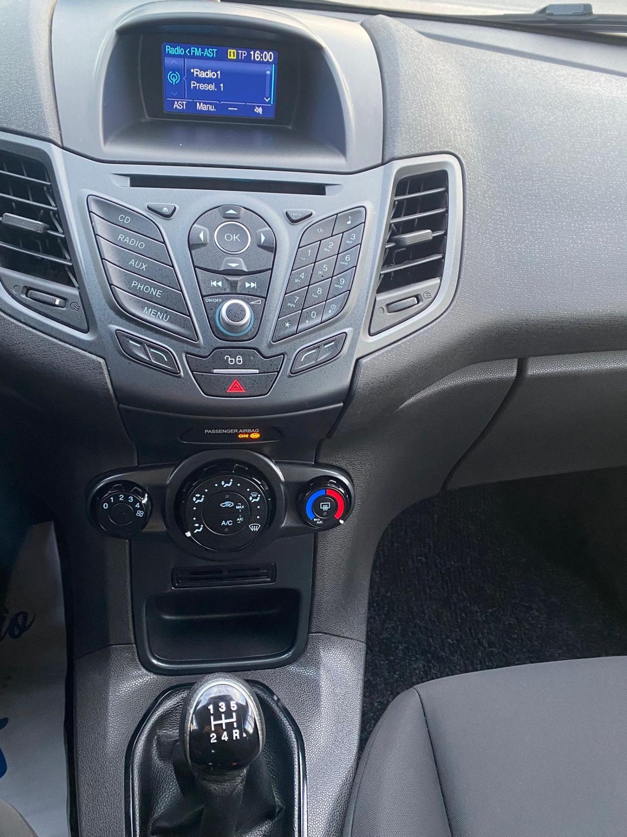 Ford Fiesta Plus 1.5 TDCi 75CV 5 porte