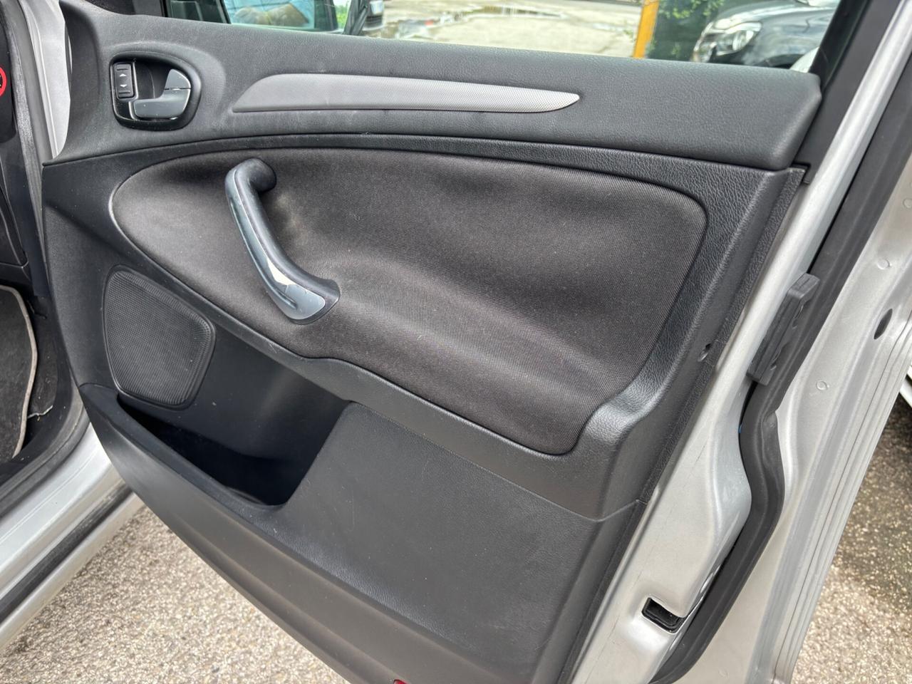 Ford S-Max 2.0 TDCi 163CV Titanium
