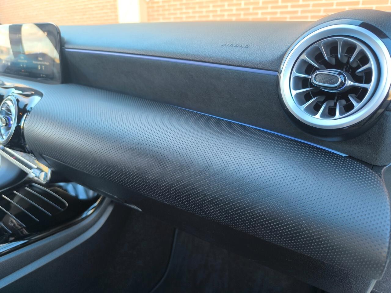 Mercedes-benz A 180 d Automatic AMG Line Premium Plus