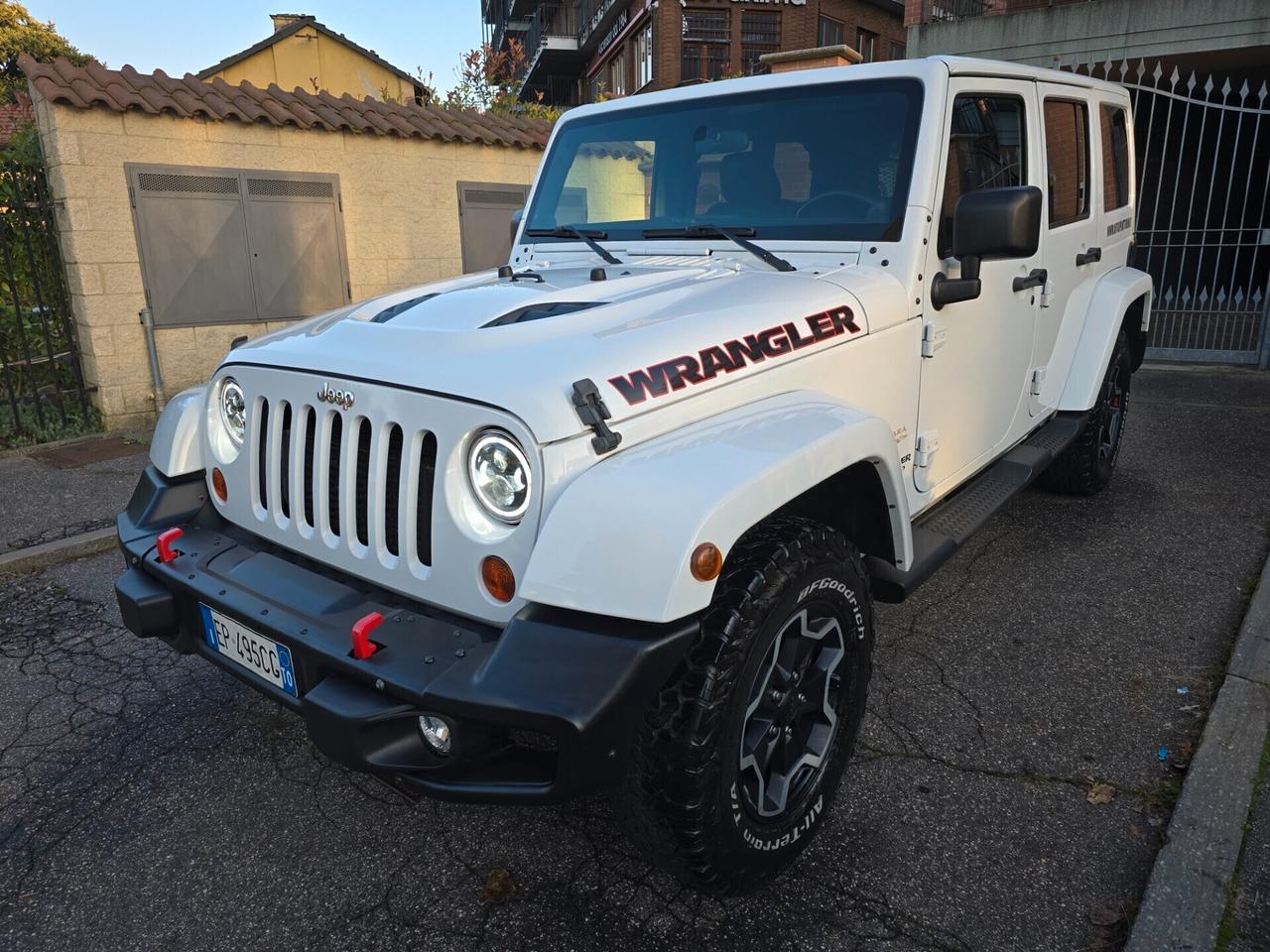 JEEP Wrangler Unlimited 2.8 crd Sahara Automatica