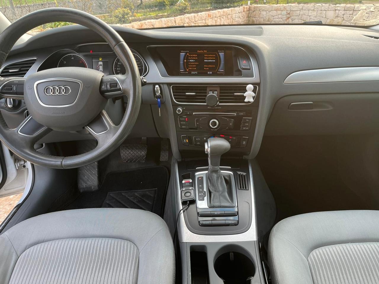 Audi A4 Avant 2.0 TDI - PERFETTA - 2012