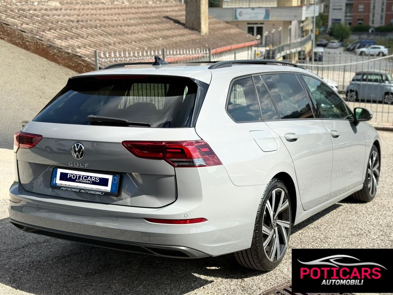 Volkswagen Golf Variant 2.0 TDI 150 CV DSG SCR Life