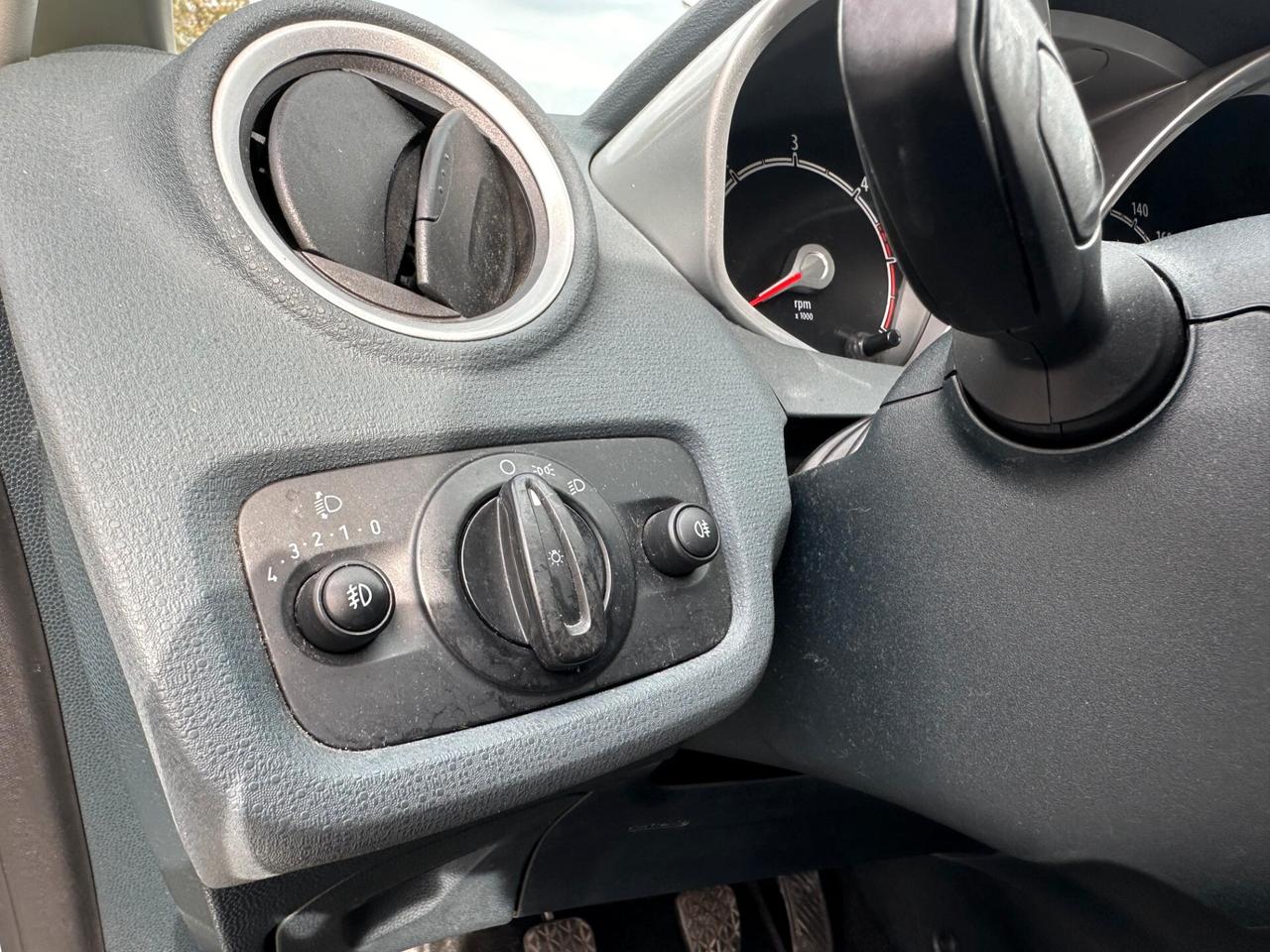 Ford Fiesta 1.4 TDCi 5p. Titanium