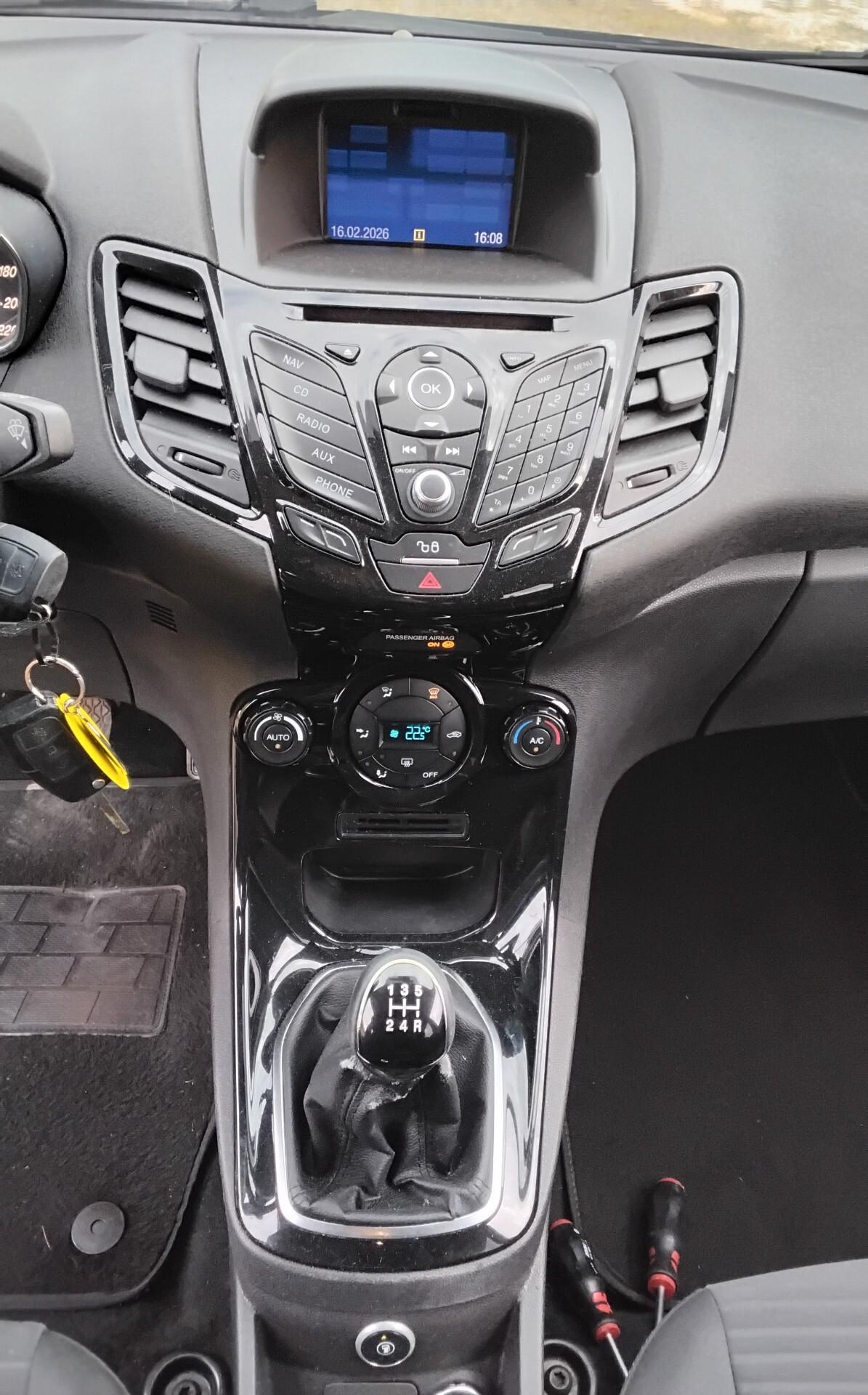 Ford Fiesta 1.4 5p. Bz.- GPL Titanium