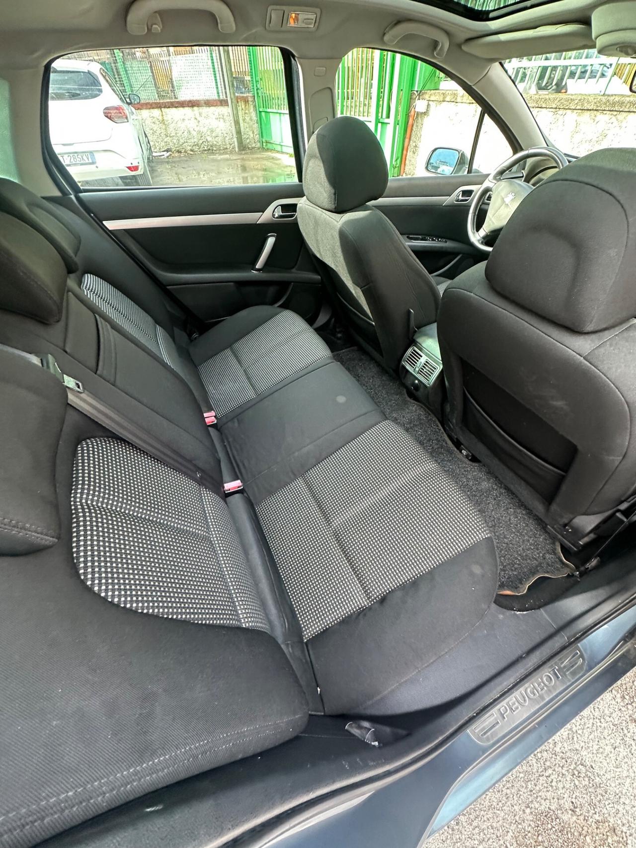 Peugeot 407 2.0 HDi SW Ciel Féline