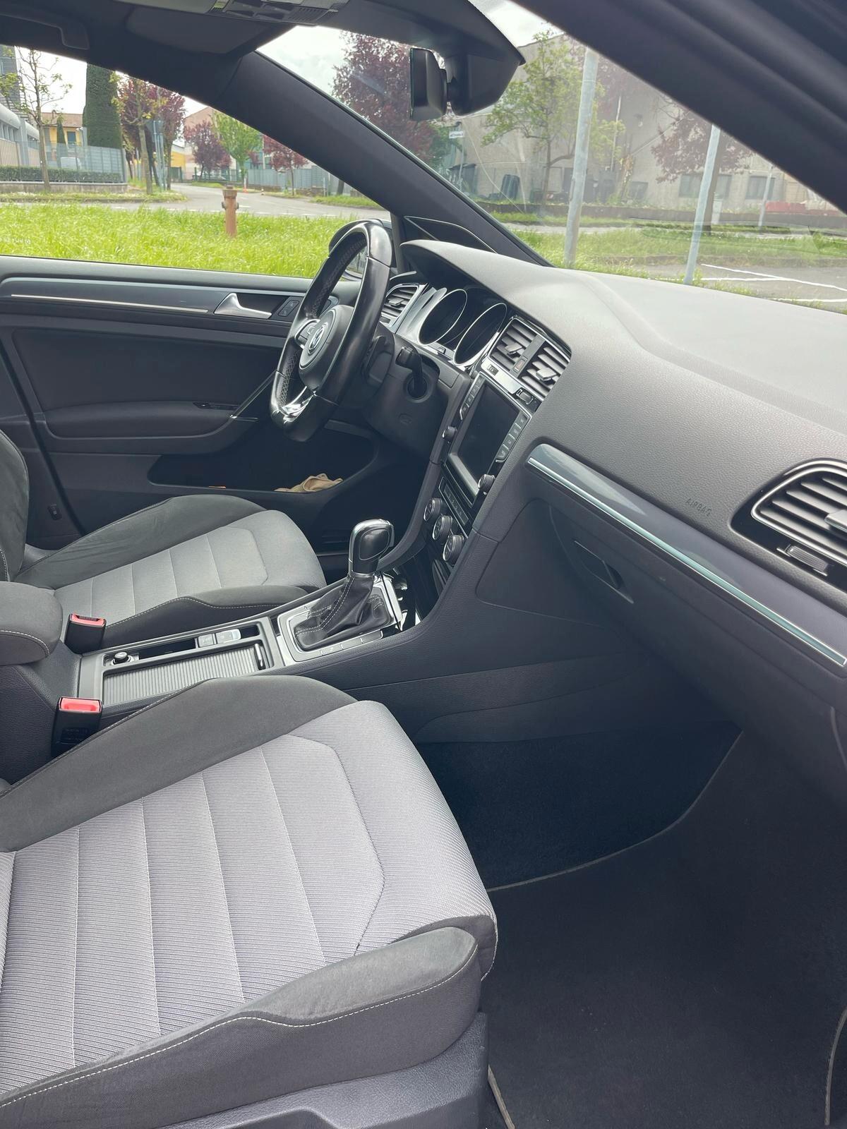 Volkswagen Golf 2.0 TDI DSG 5p. Highline BlueMotion Technology