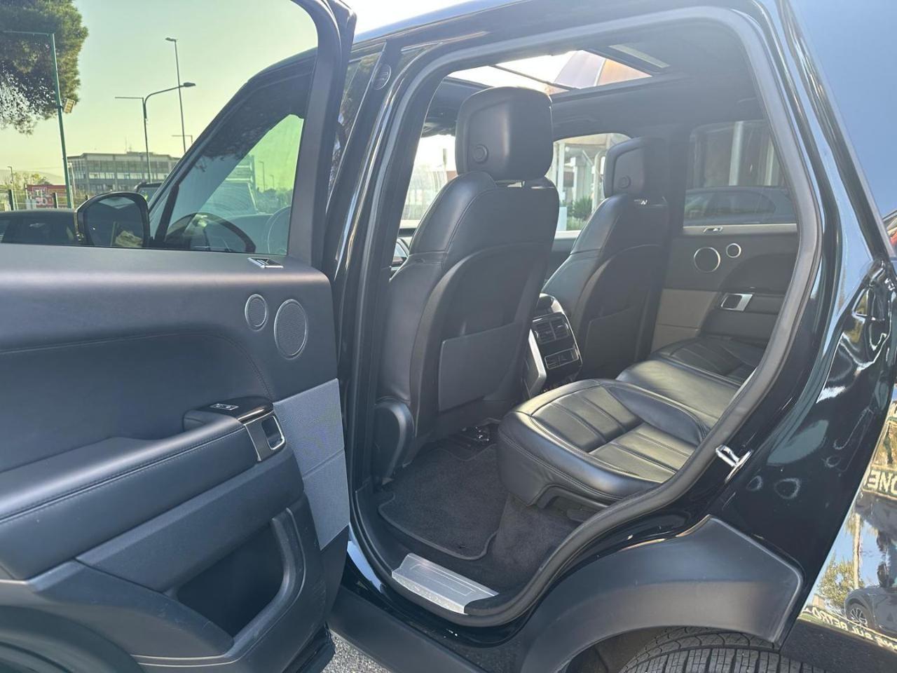 LAND ROVER Range Rover Sport 3.0 TDV6 HSE Dynamic