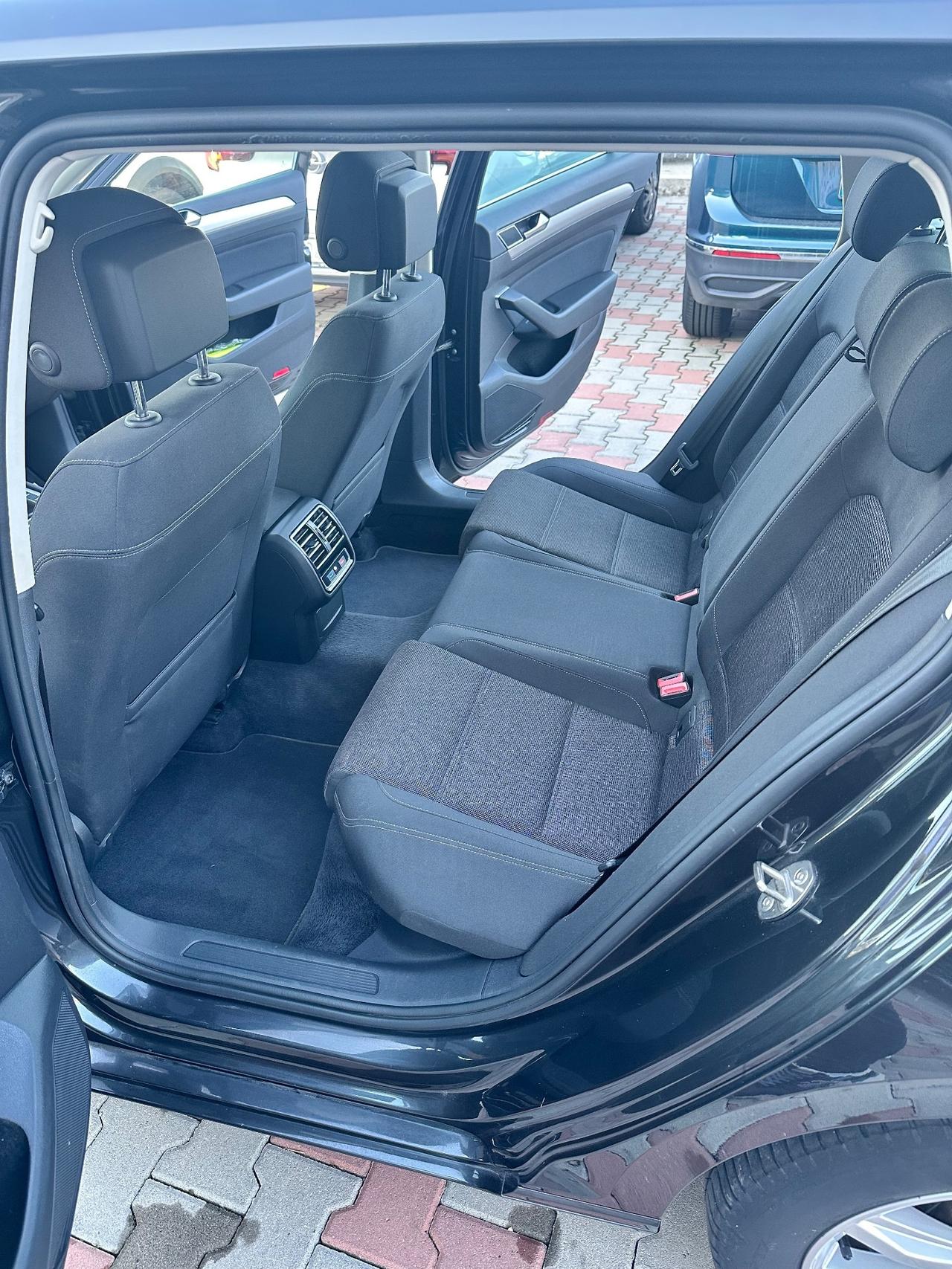 Volkswagen Passat Variant 2.0 TDI Business BlueMotion Tech.
