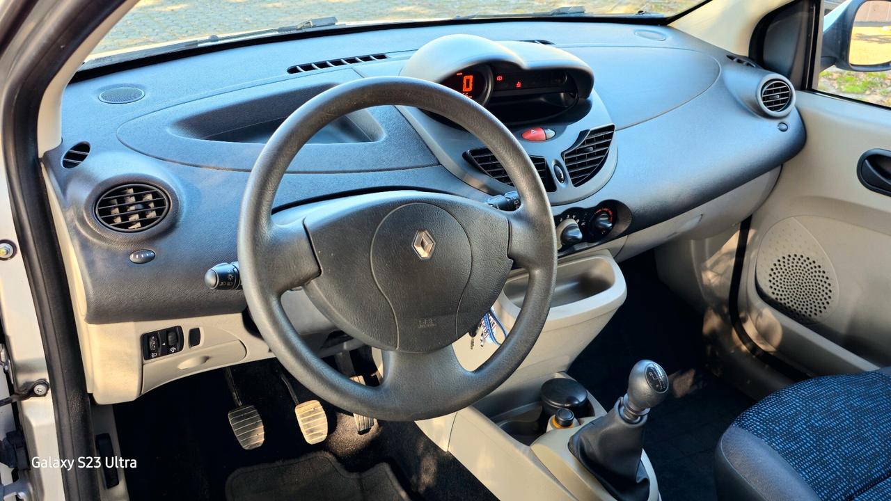 Renault Twingo 2° serie ok neopatentati garantita 12 mesi