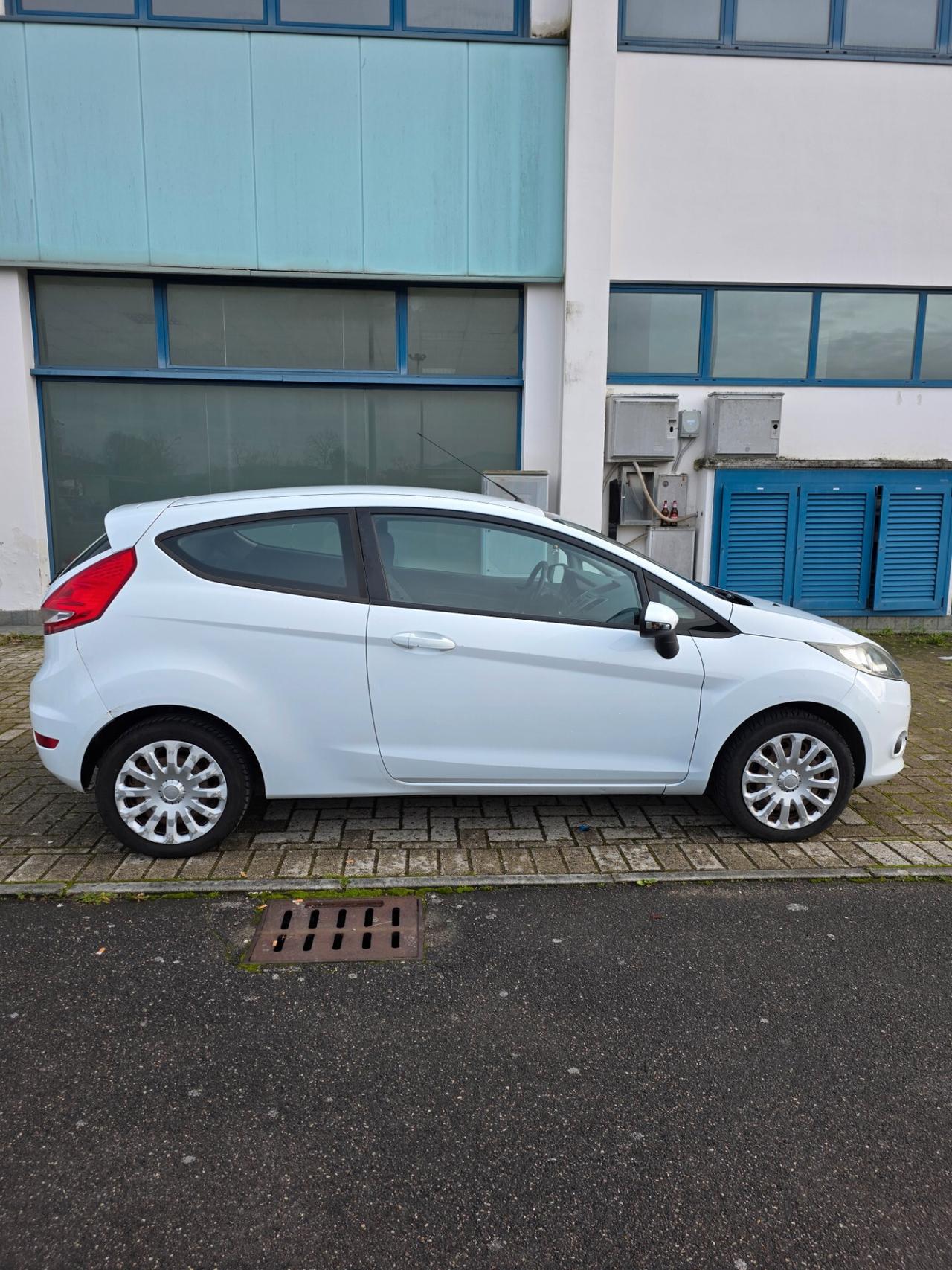 Ford Fiesta Fiesta+ 1.2 60CV 5 porte