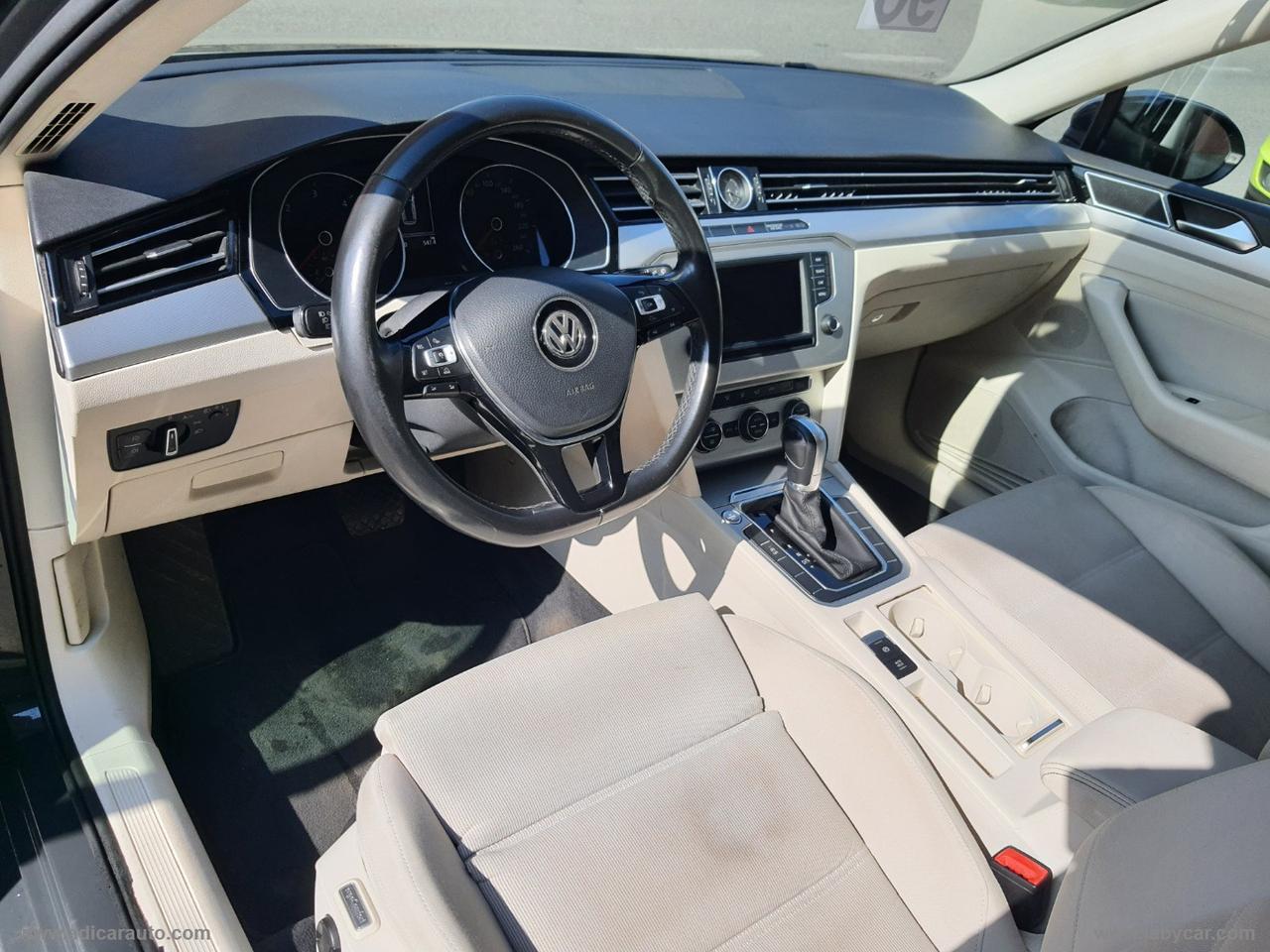 VOLKSWAGEN Passat Var. 1.6 TDI DSG