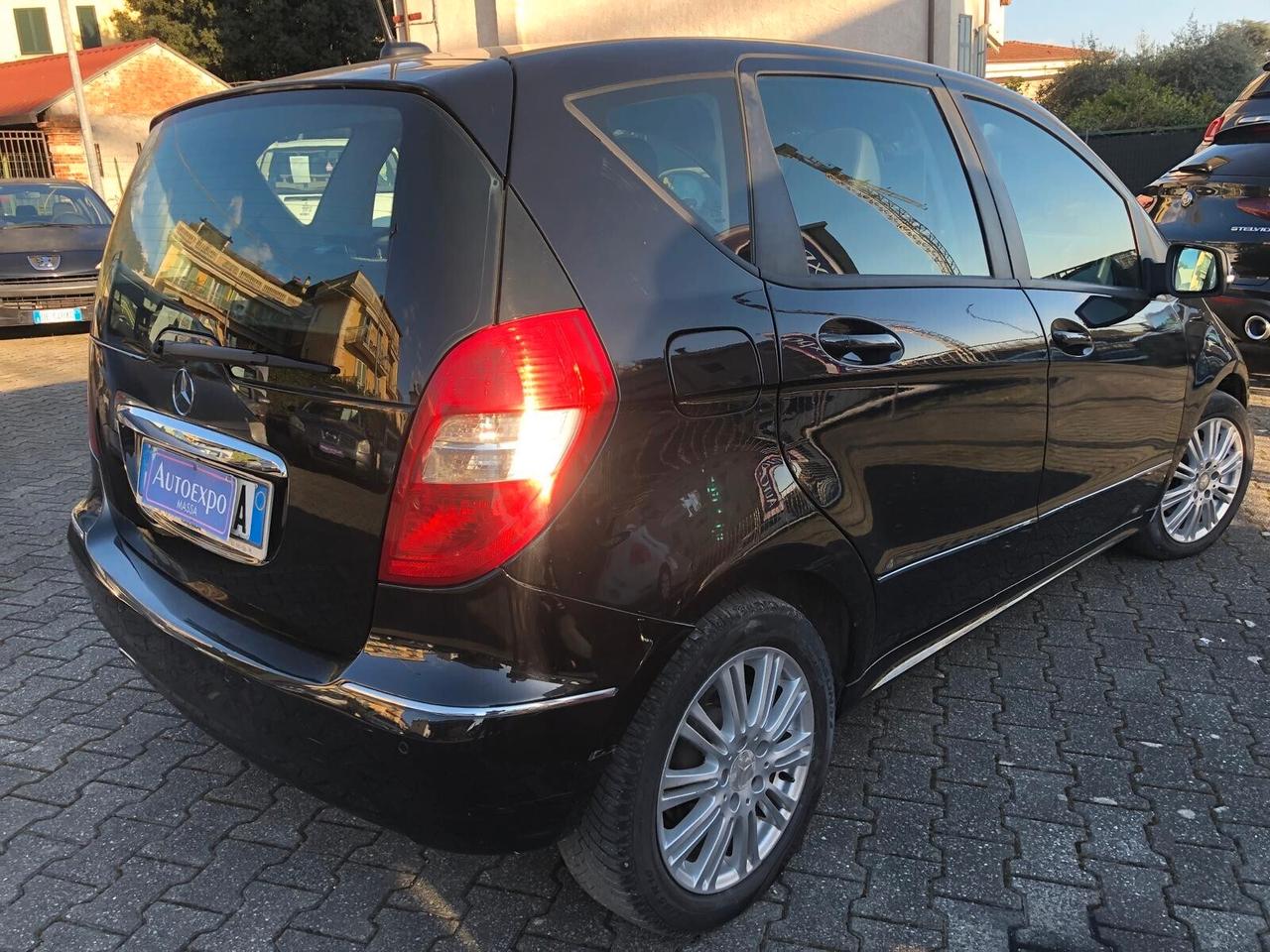 Mercedes-benz A 180 CDI Elegance UNICO P ROPRIETARIO GARANZIA EUROPEA CONFORMGEST 12 M ESI RINNOVABILE FINO A 36 MESI!!!