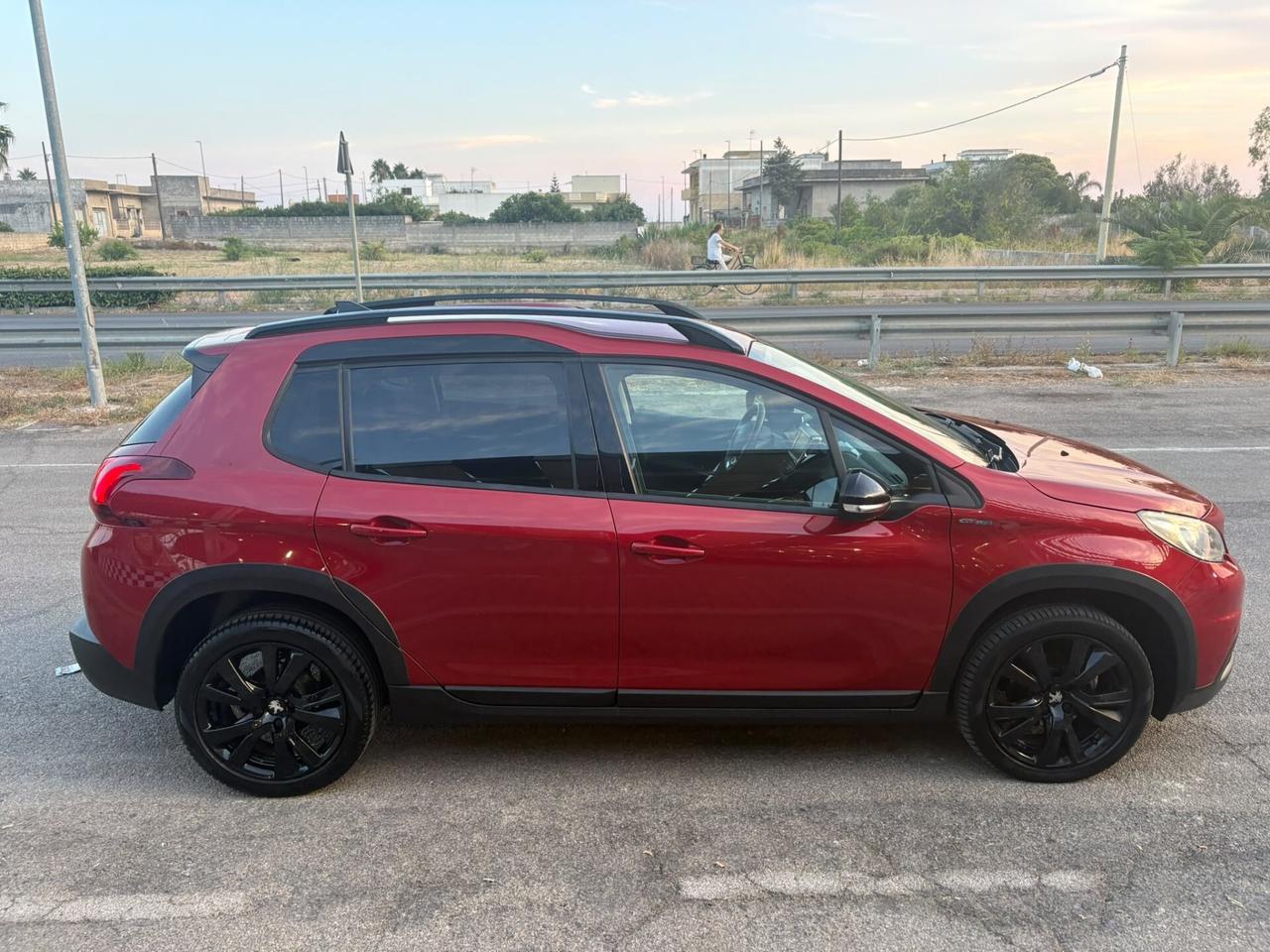 Peugeot 2008 BlueHDi GT Line Unipro 2016