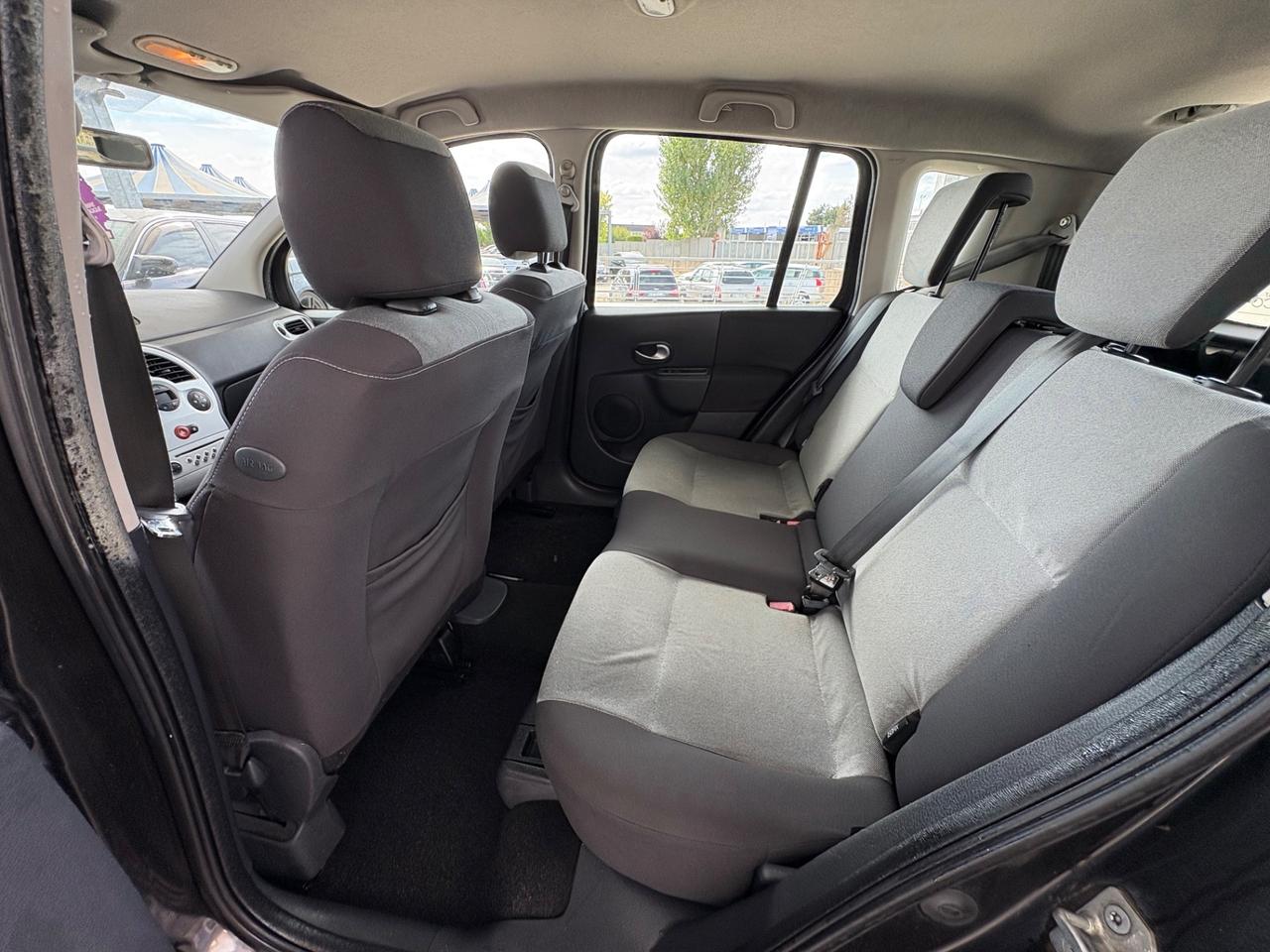 Renault Modus Grand 1.5 dCi 85CV Expression