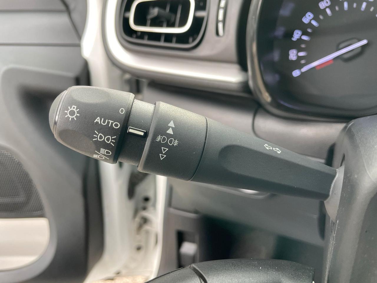 Citroen C3 PureTech 110 S&S EAT6 Shine bicolore