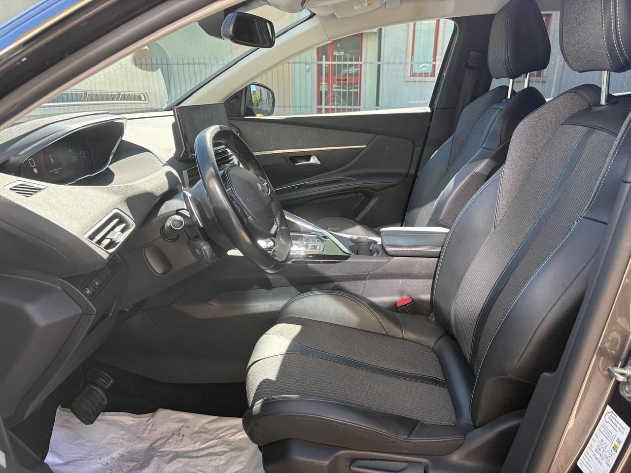 Peugeot 3008 1.5 BLUEHDI GT