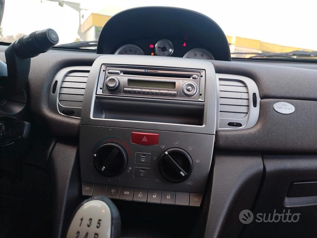 Lancia Ypsilon 1.4 Oro Ecochic GPL