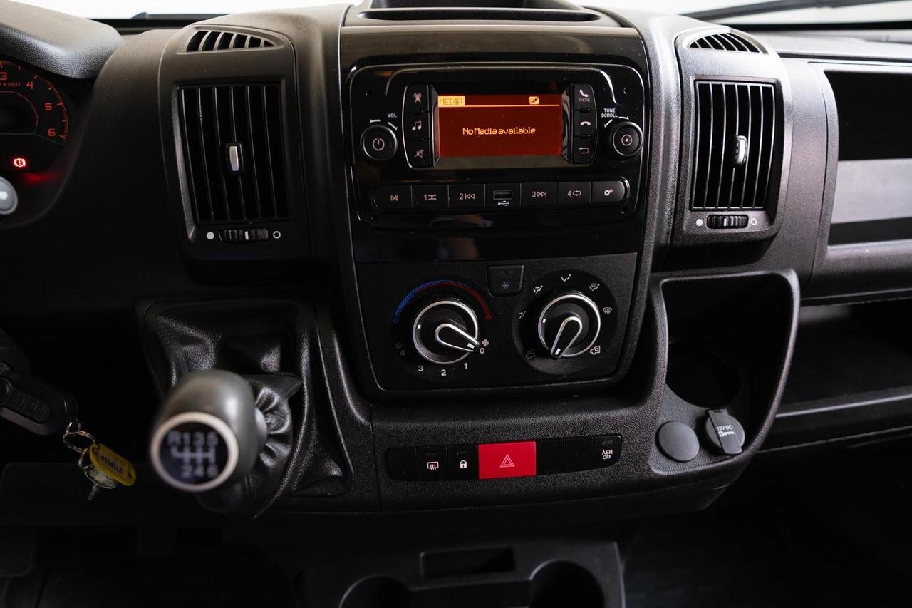 Peugeot Boxer 2.2 bluehdi 140cv ses l2h2 iva esposta