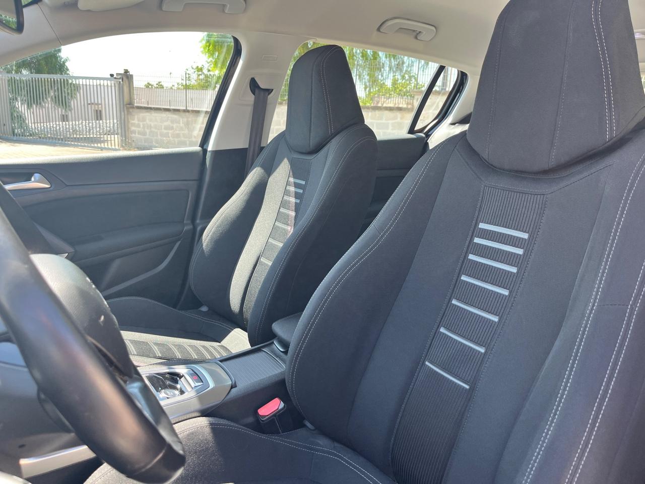 Peugeot 308 1.6 e-HDi 115 CV Allure “soli 130.000 km”