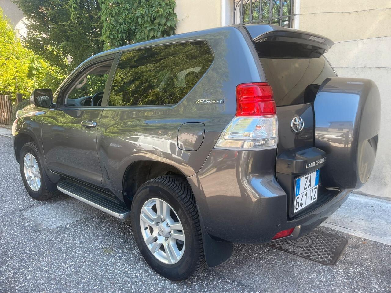 TOYOTA LAND CRUISER 3.0 D4-D 3PORTE 60TH ANNIVERSARY