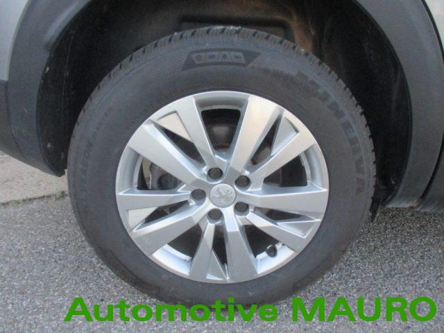 PEUGEOT 3008 BlueHDi 130 S&S Active Pack