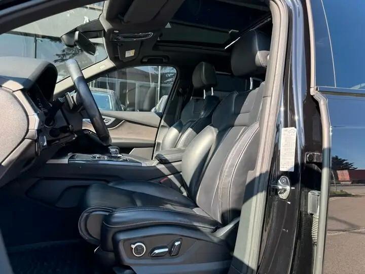 Audi Q7 50 TDI quattro tiptronic Business Plus