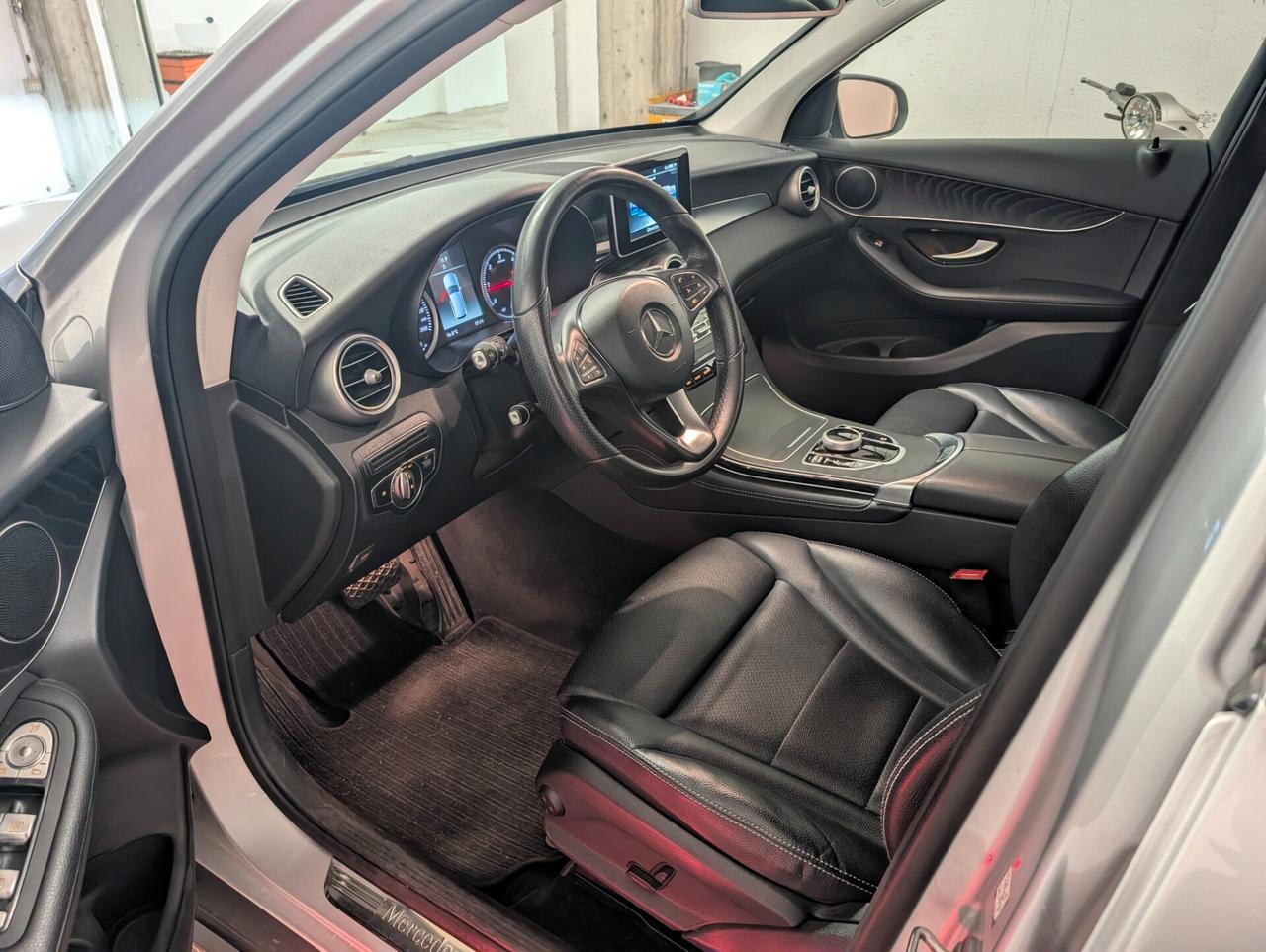 Mercedes-benz GLC 220 d 4Matic Sport IN ARRIVO