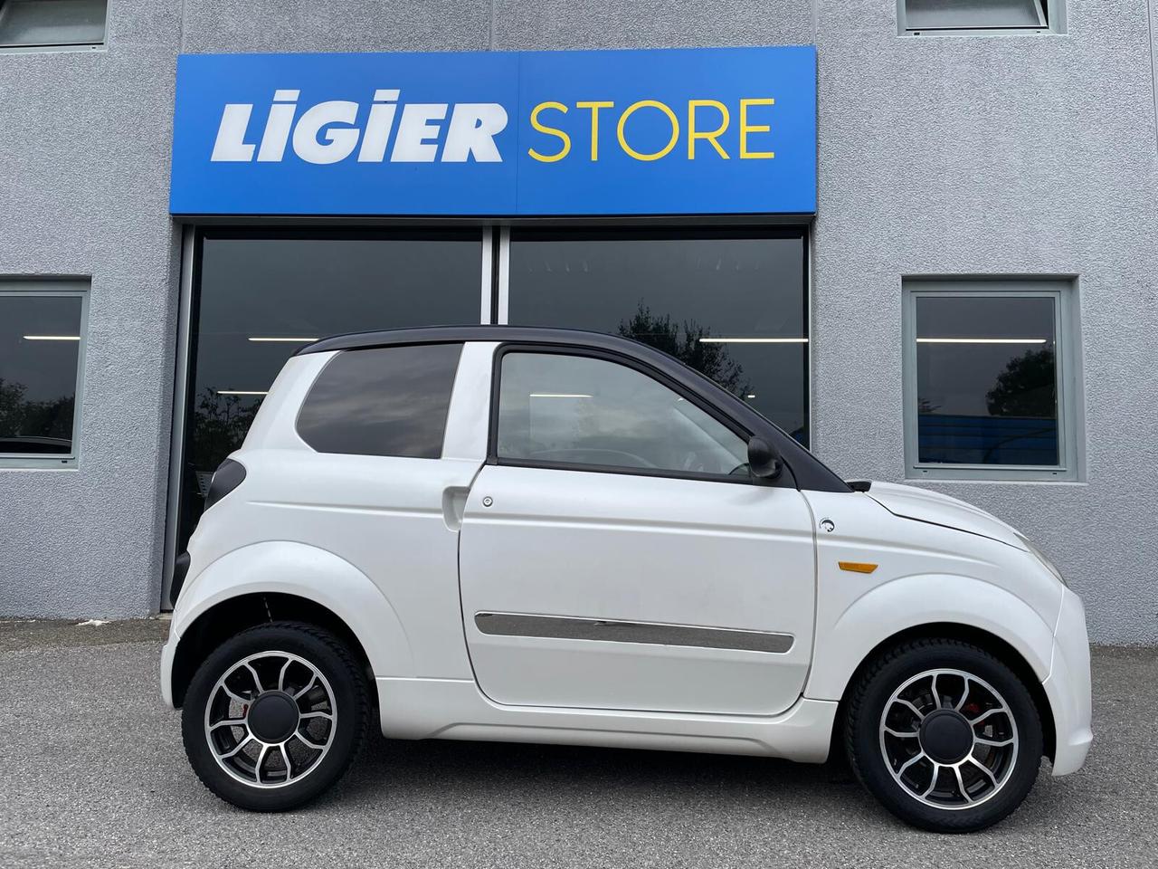 Microcar M.Go MGO 4 Dynamic + Plus