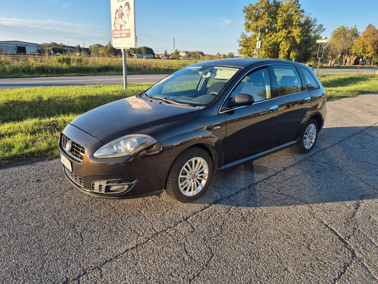 Fiat Croma 1.9 Multijet 16V Must