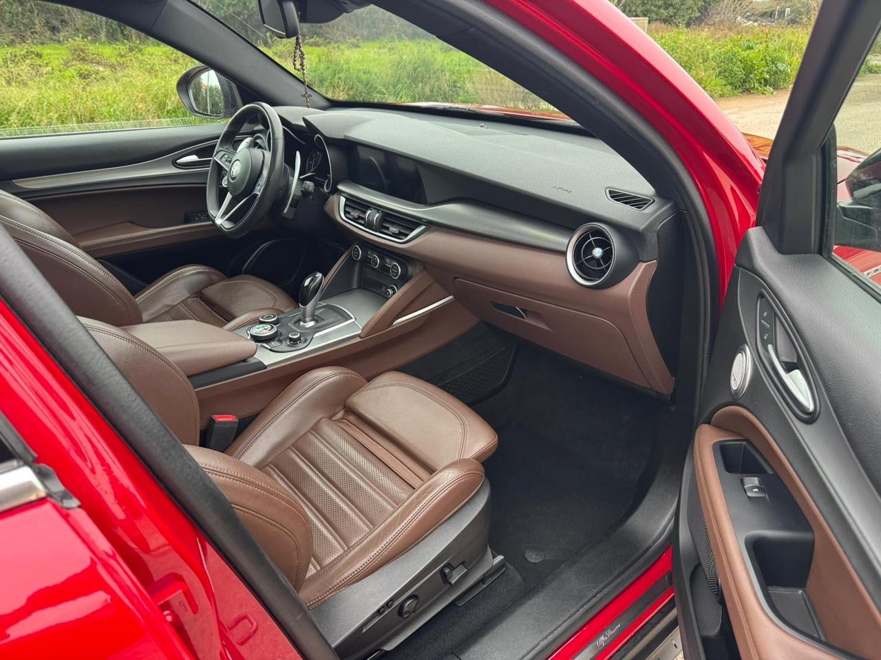 Alfa Romeo Stelvio 2.2 Turbodiesel 190 CV AT8 Q4 Sport-Tech