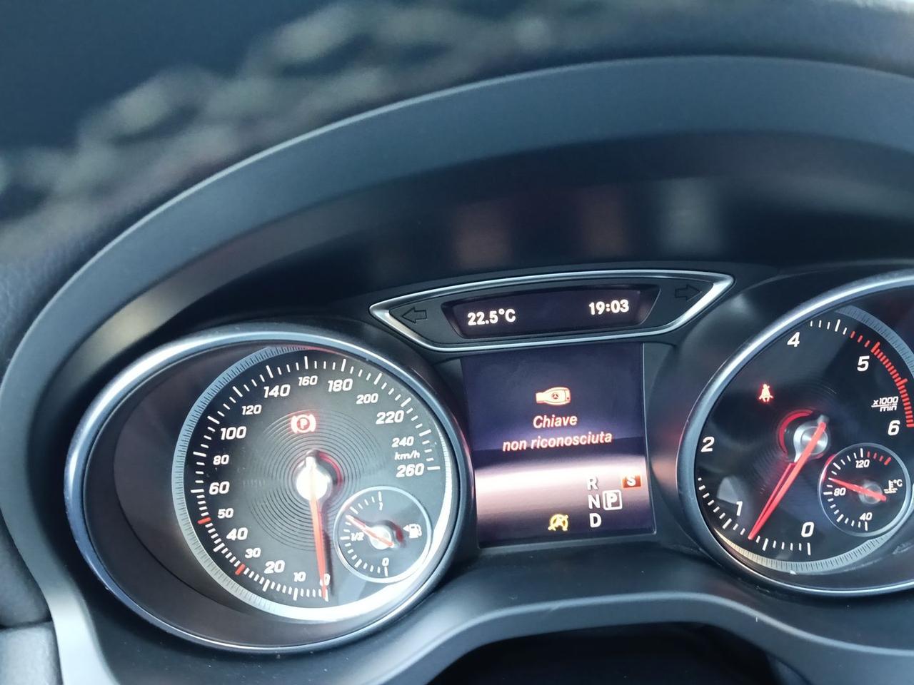 Mercedes-Benz CLA 200 S.W. Automatic Busine #10798