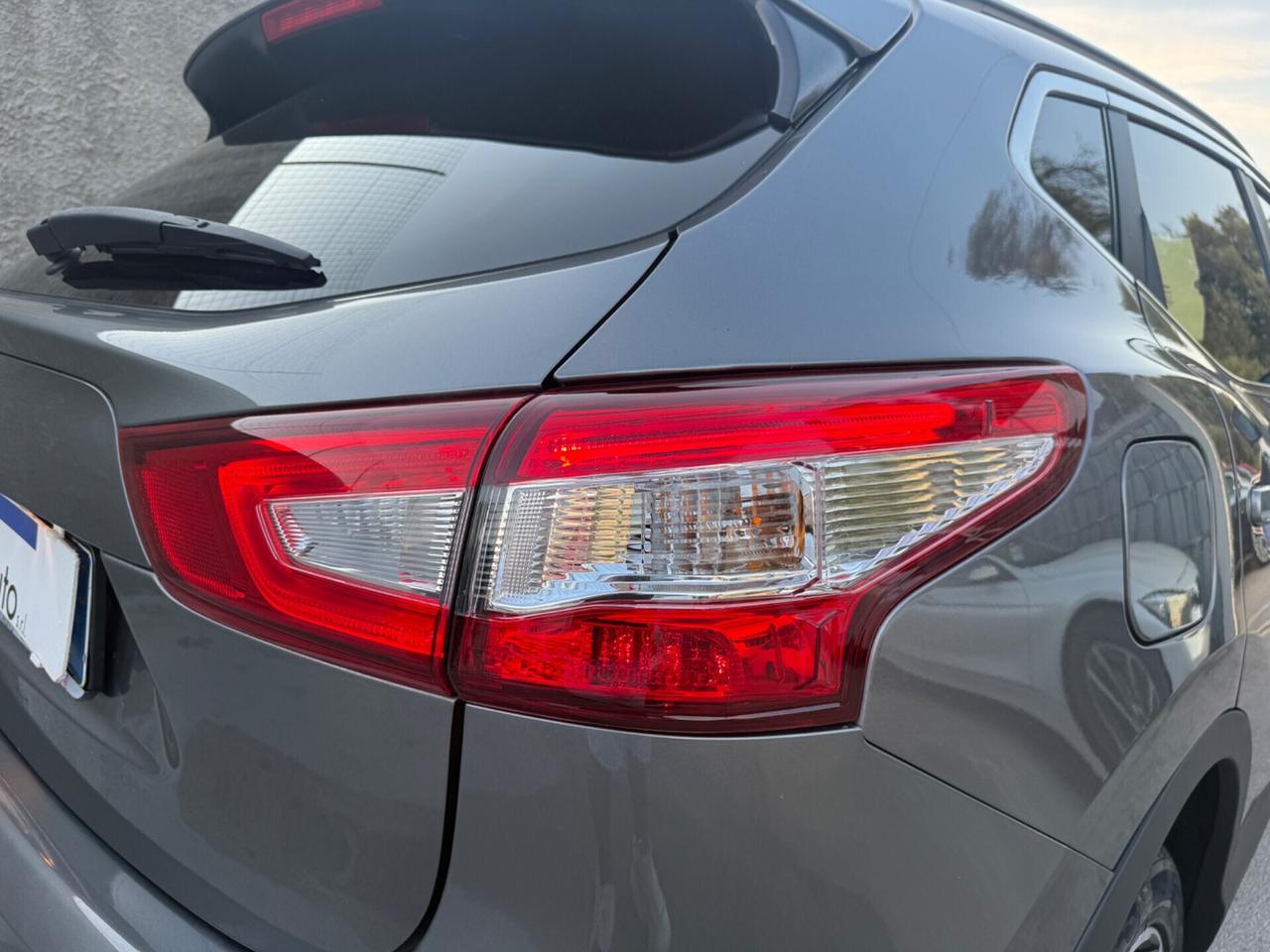 Nissan Qashqai 1.5 dCi Tekna,TETTO PANORAMICO,TELECAMERE 360°,EuroBlock,Navi,ecc.
