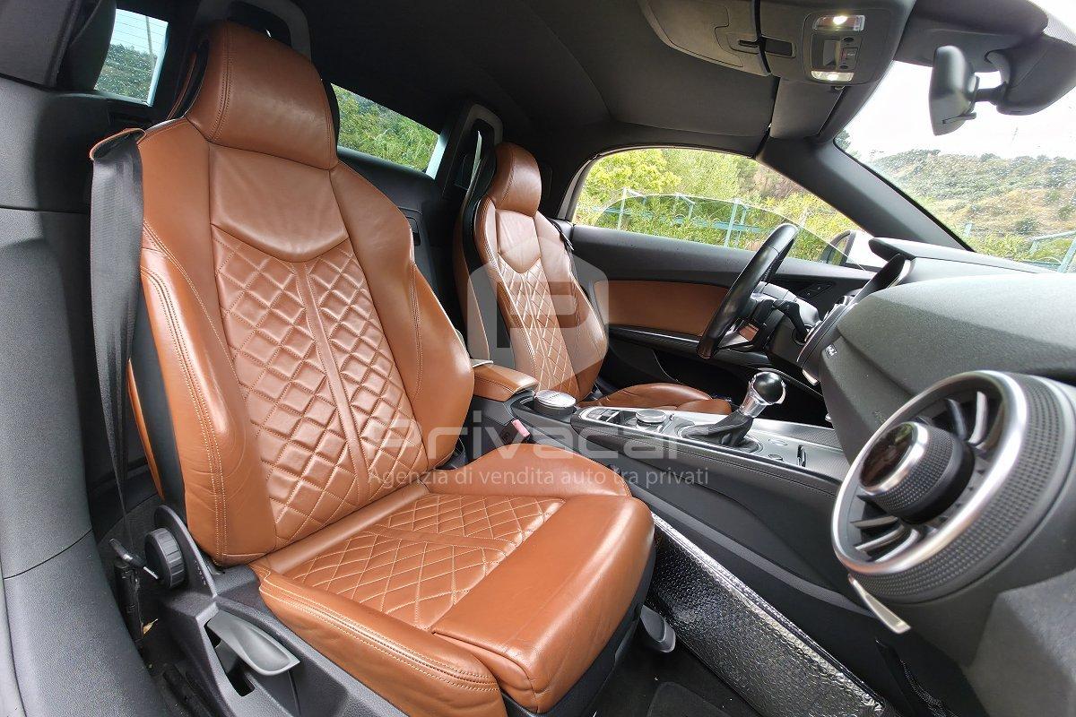 AUDI TT Roadster 2.0 TFSI quattro S tronic S line