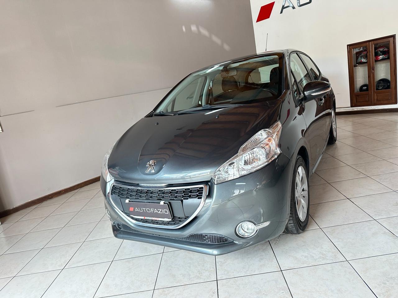 Peugeot 208 1.4 HDi 68 CV 5 porte Business