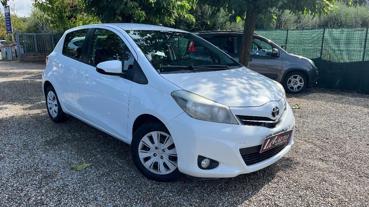 TOYOTA - Yaris 1.0 5p