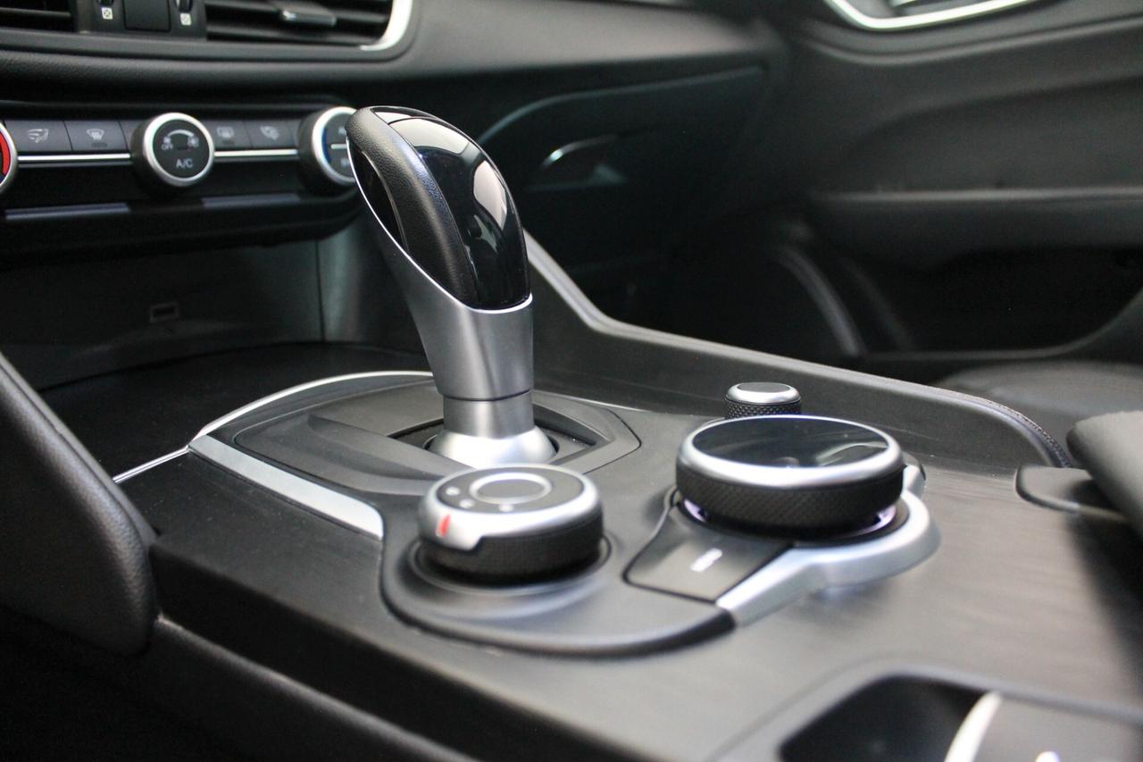 Alfa Romeo Giulia 2.2 Turbodiesel 150 CV Super