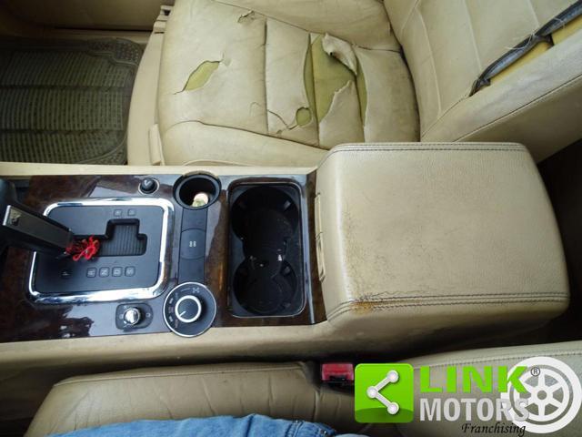 VOLKSWAGEN Touareg 3.0 TDI tiptronic