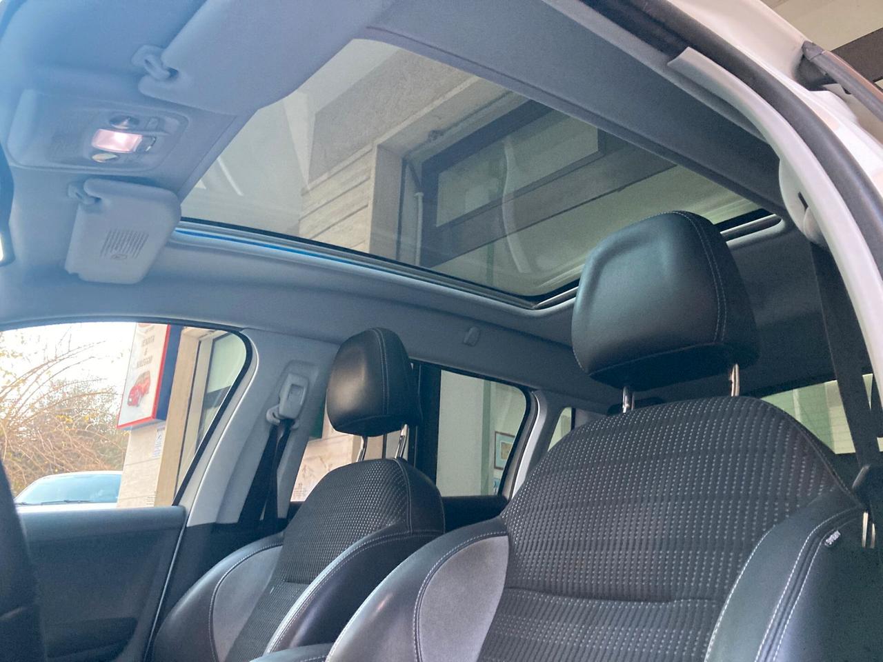 Peugeot 2008 1.6 e-HDi - 90000km! - 2014