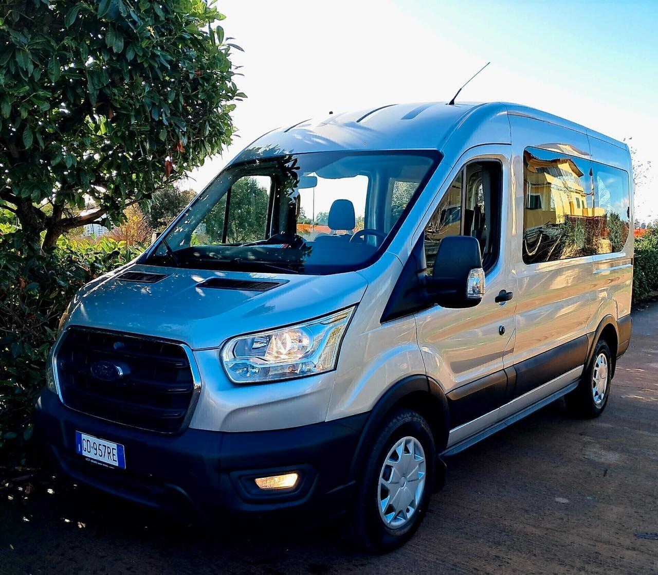 Ford Transit 2.0TDCi 130CV 9 posti DISABILI PEDANA ELETTROIDRAULICA