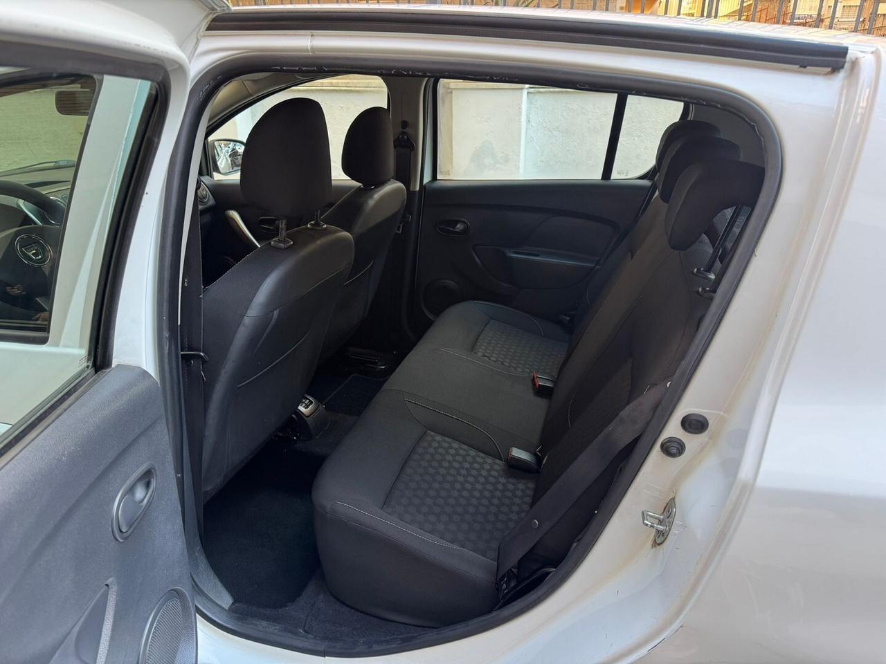 DACIA Sandero 1.5 dCi 8V 75CV Laureate