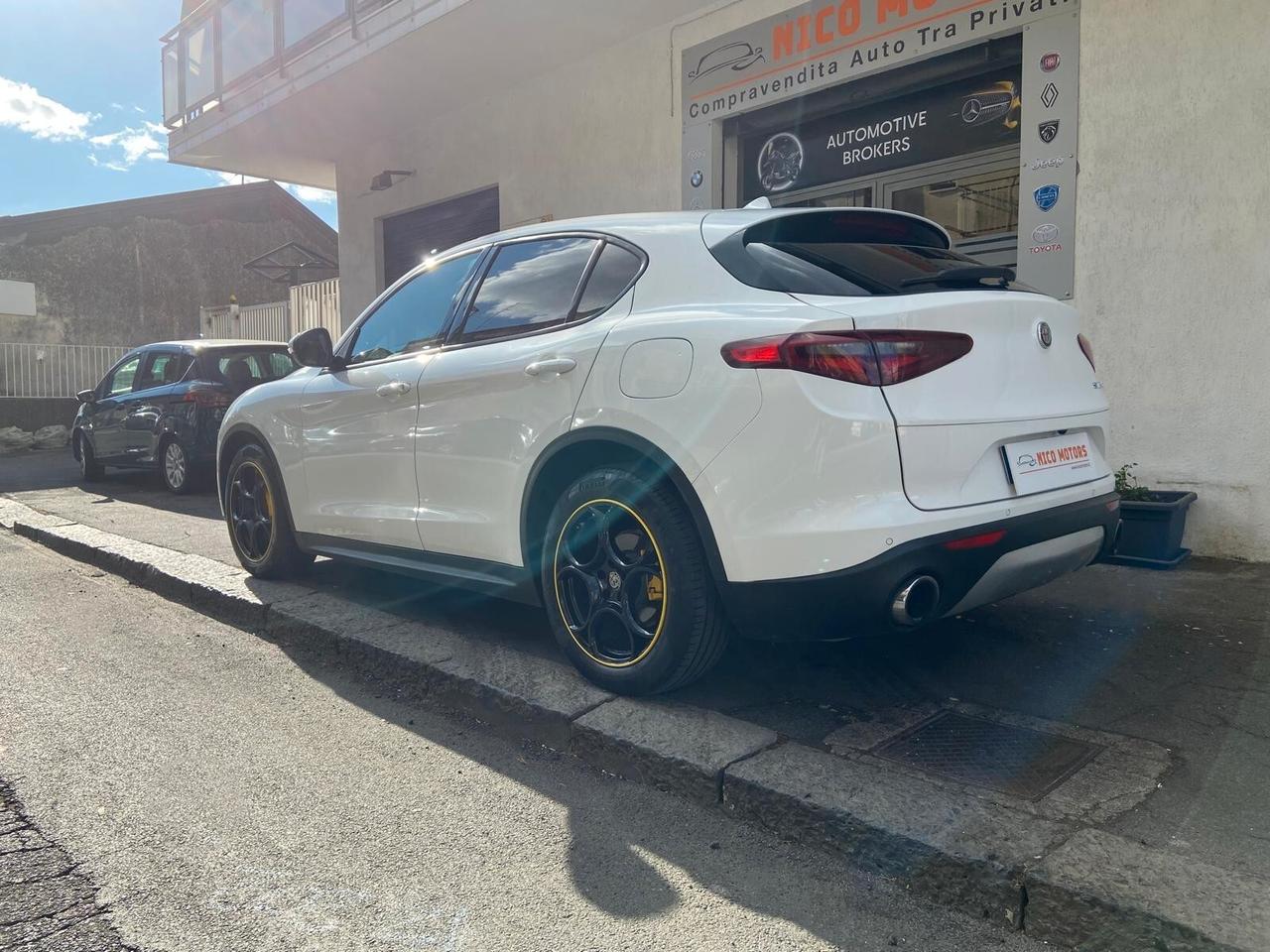 Alfa Romeo Stelvio 2.2 Turbodiesel 160 CV AT8 RWD Business