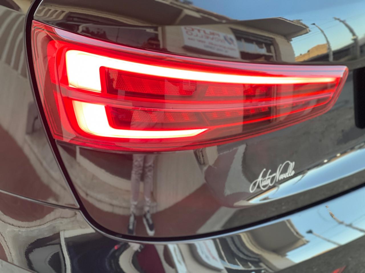 Audi Q3 2.0 TDI 184 CV quattro S tronic Business S -LiNe