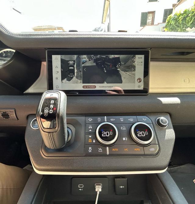 LAND ROVER Defender 110 3.0D 200 CV AWD Automatic