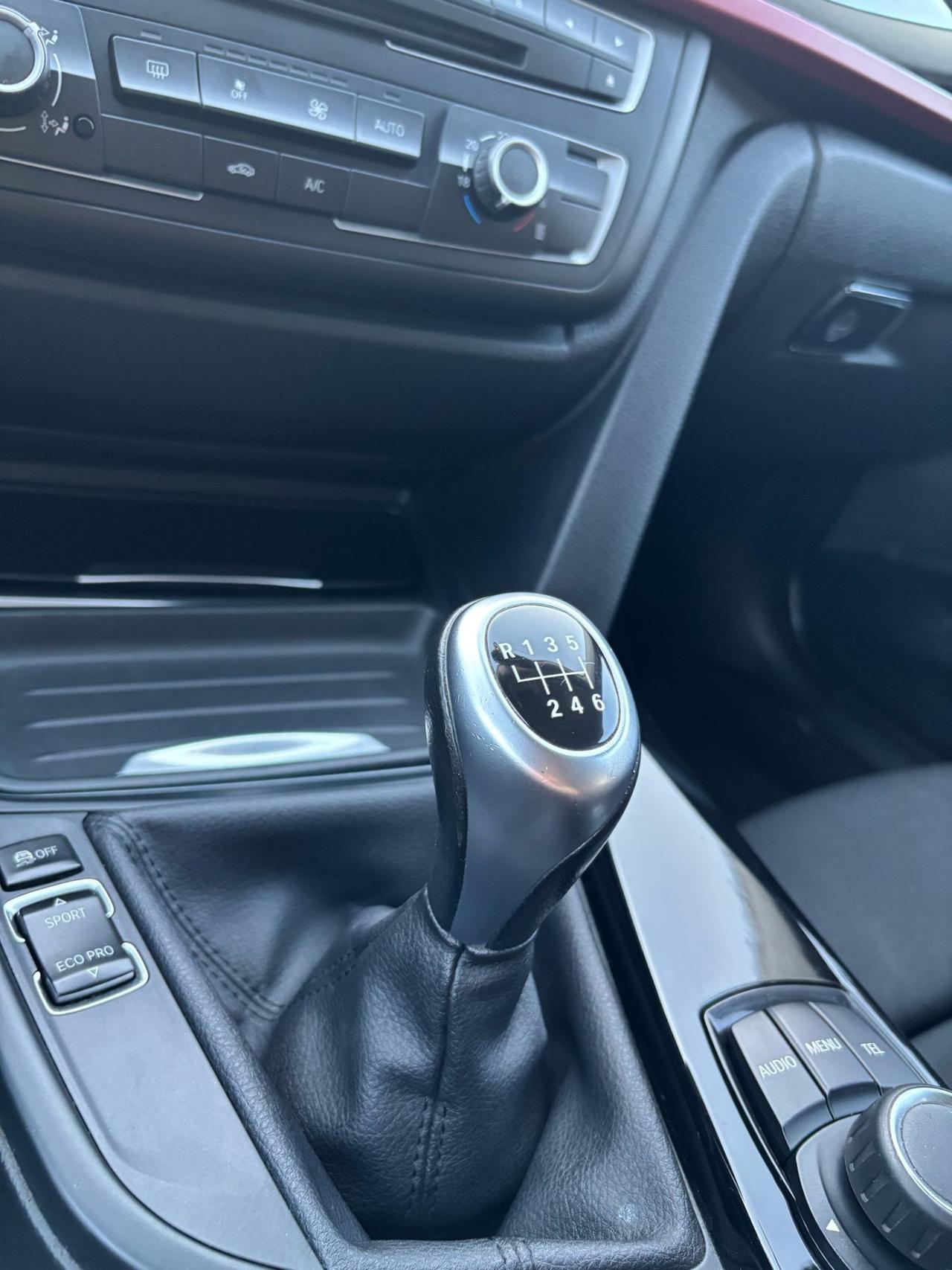 BMW 320D TOURING SPORT XDRIVE 2013